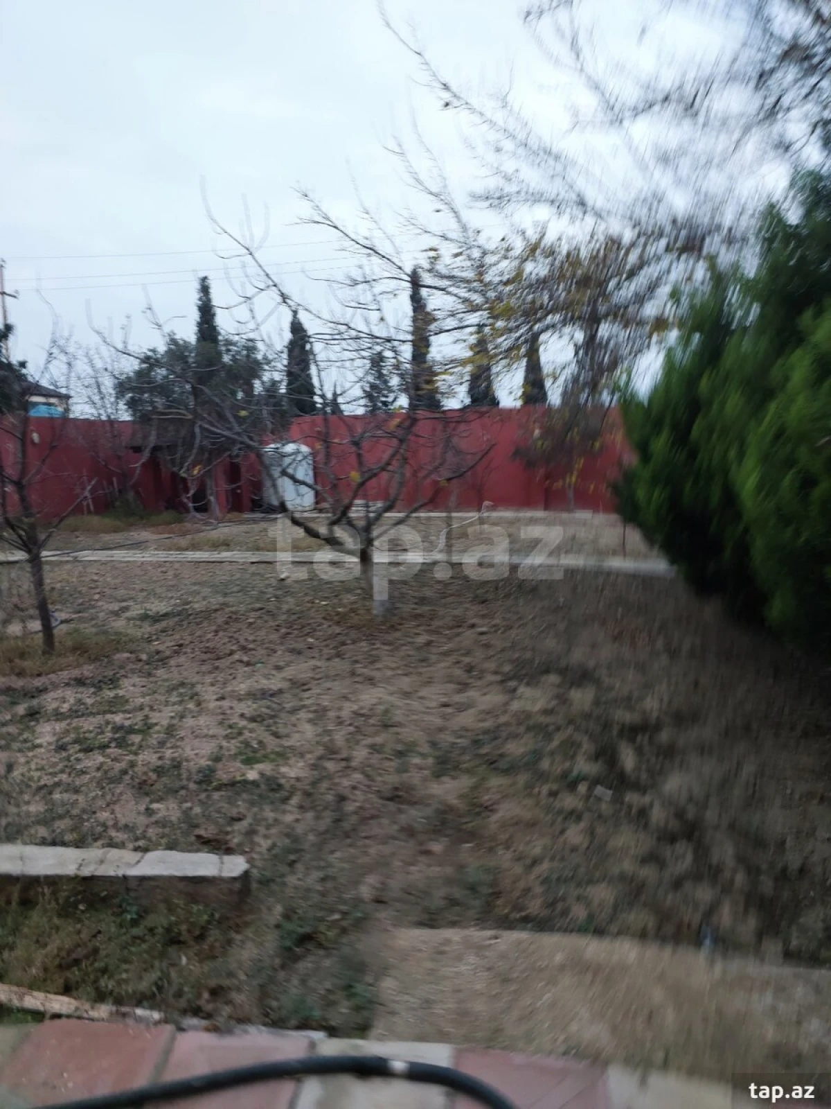 Satılır 5 otaqlı həyət evi