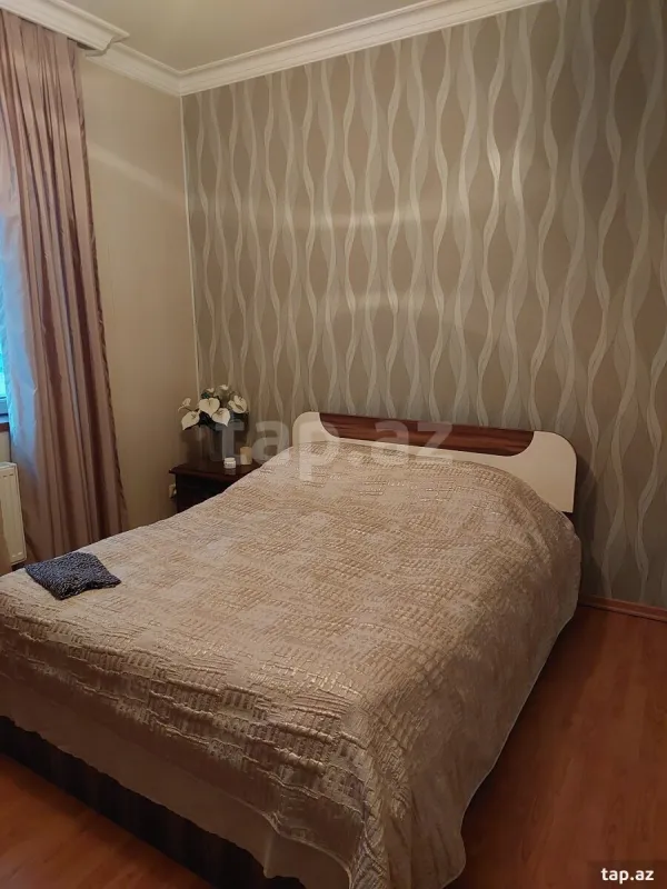 Satılır 5 otaqlı həyət evi