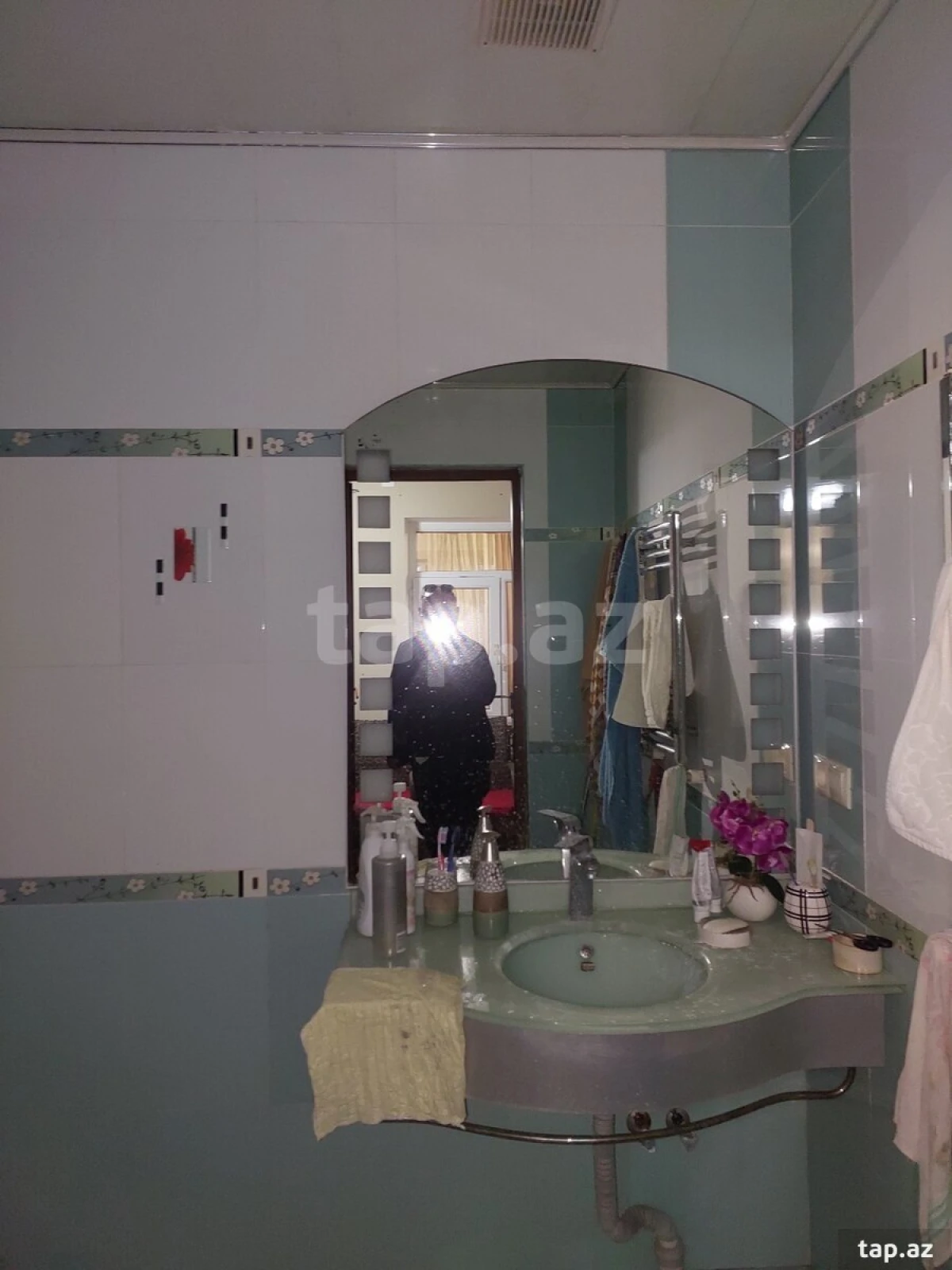 Satılır 5 otaqlı həyət evi