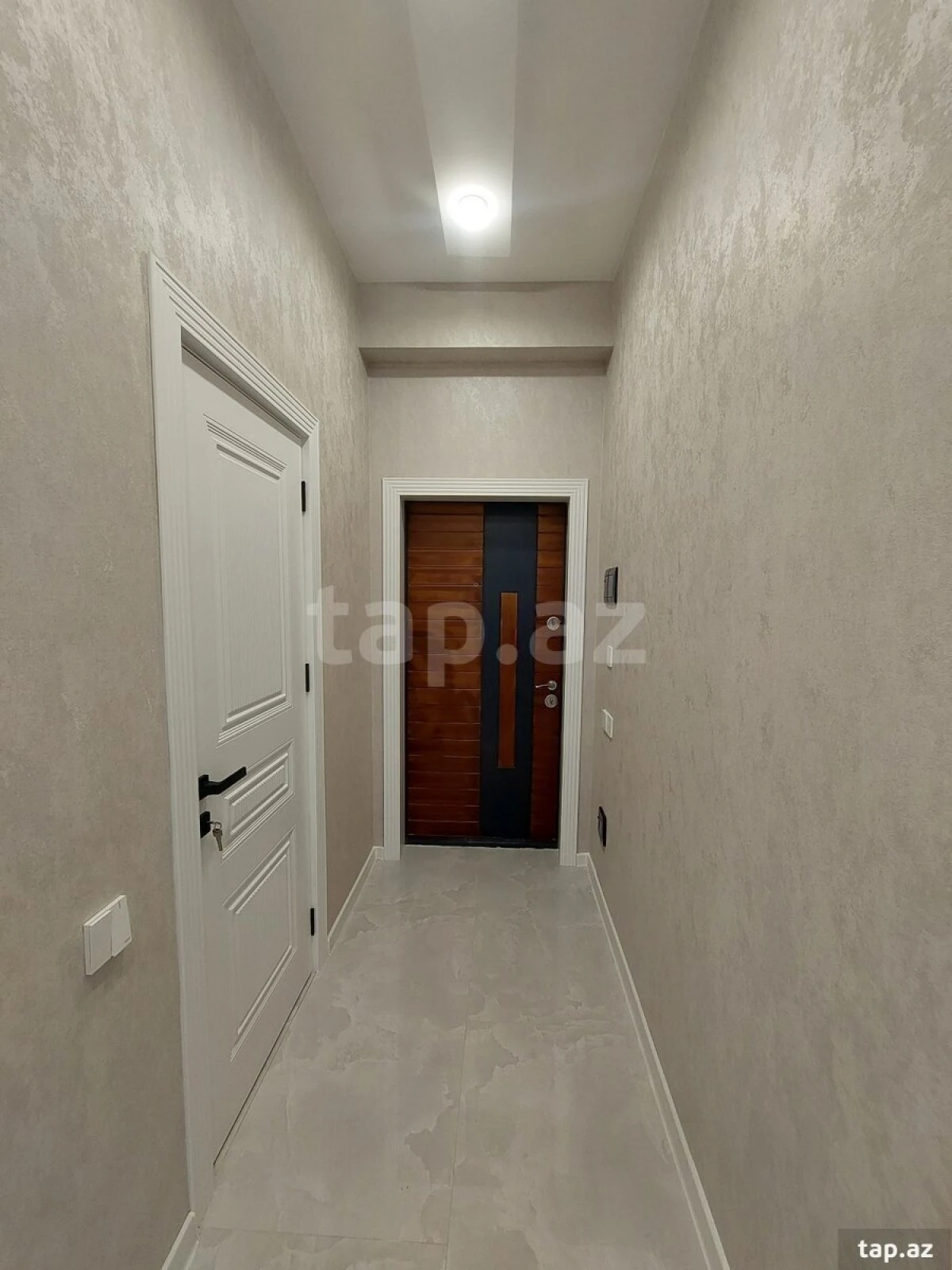 Satılır 3 otaqlı yeni tikili 61 m²