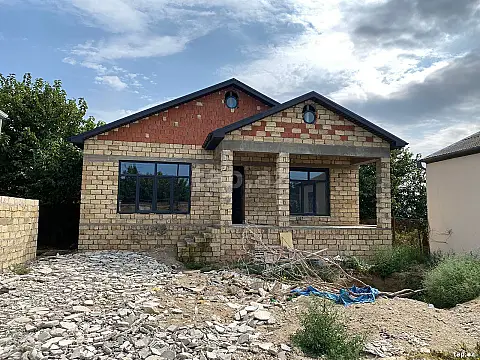 Satılır 4 otaqlı həyət evi — Sumqayıt, Saray 4 otaq