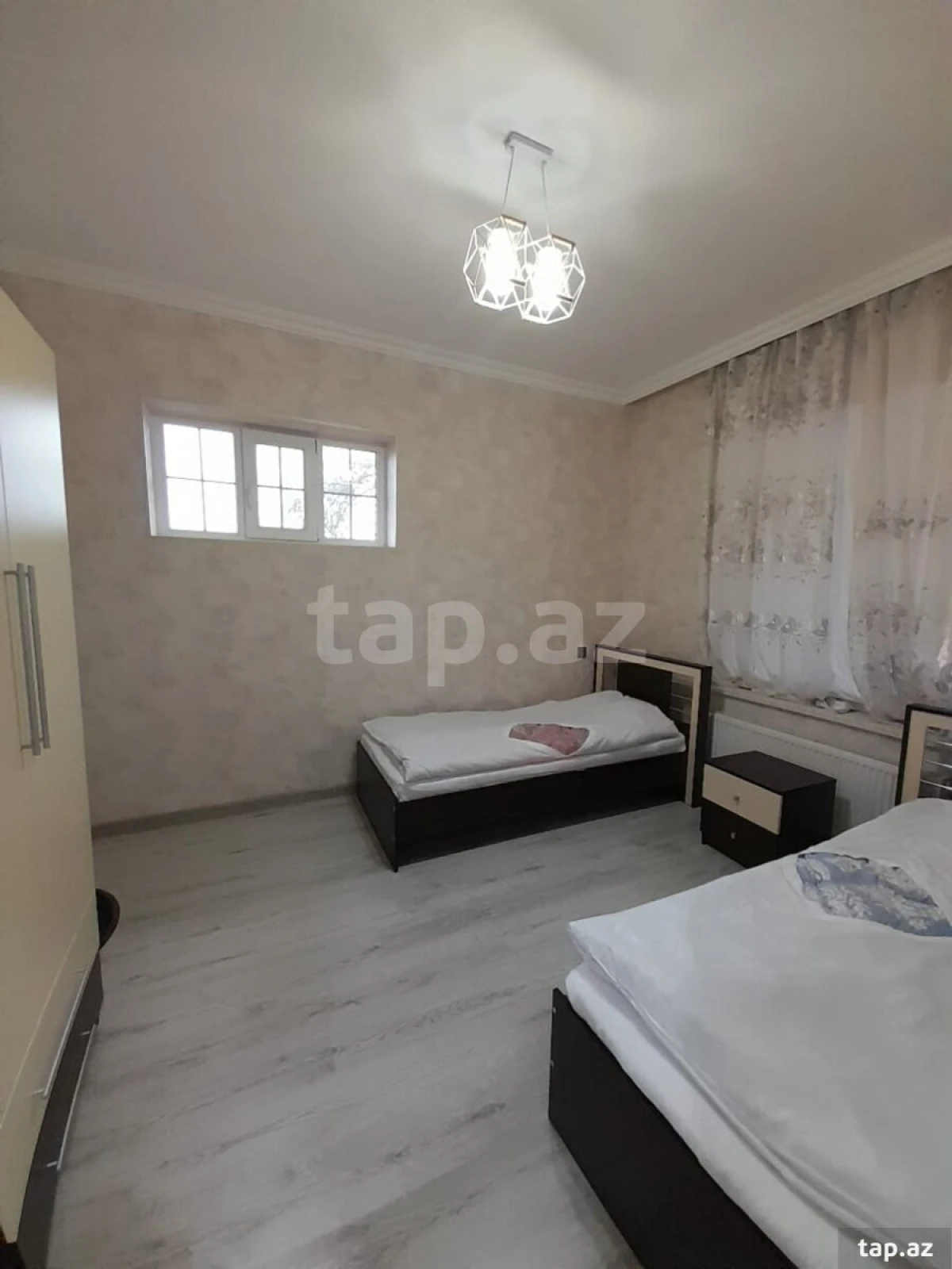 Satılır 5 otaqlı həyət evi