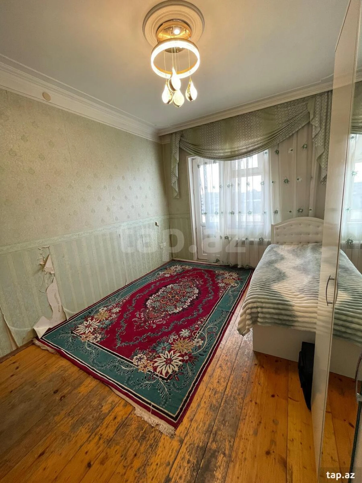 Satılır 3 otaqlı mənzil 90 m²