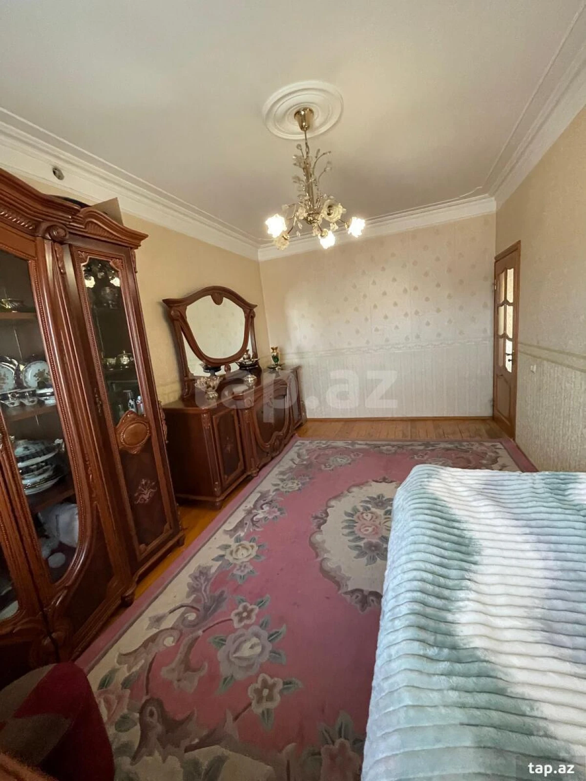 Satılır 3 otaqlı mənzil 90 m²