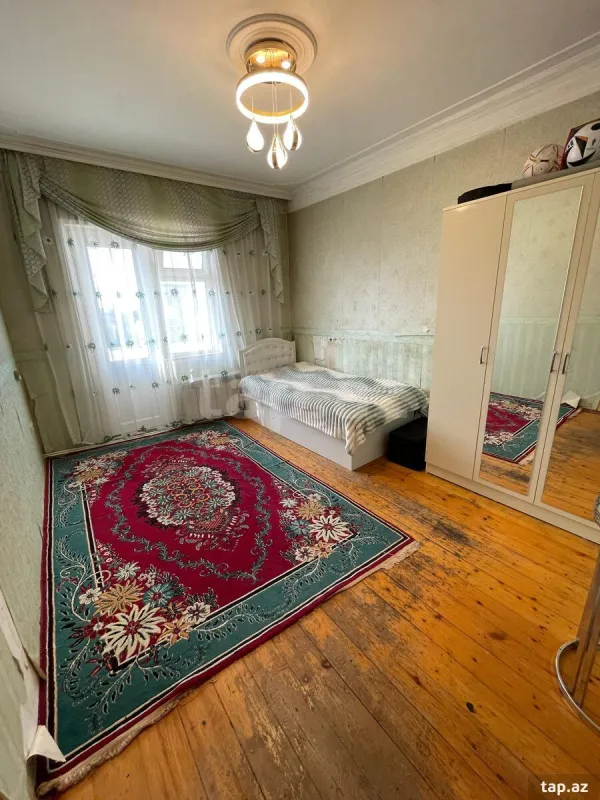 Satılır 3 otaqlı mənzil 90 m²