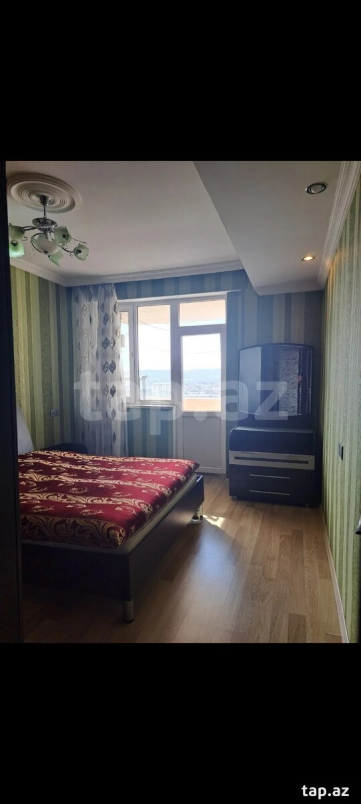 Kirayə verilir 2 otaqlı yeni tikili 70 m²
