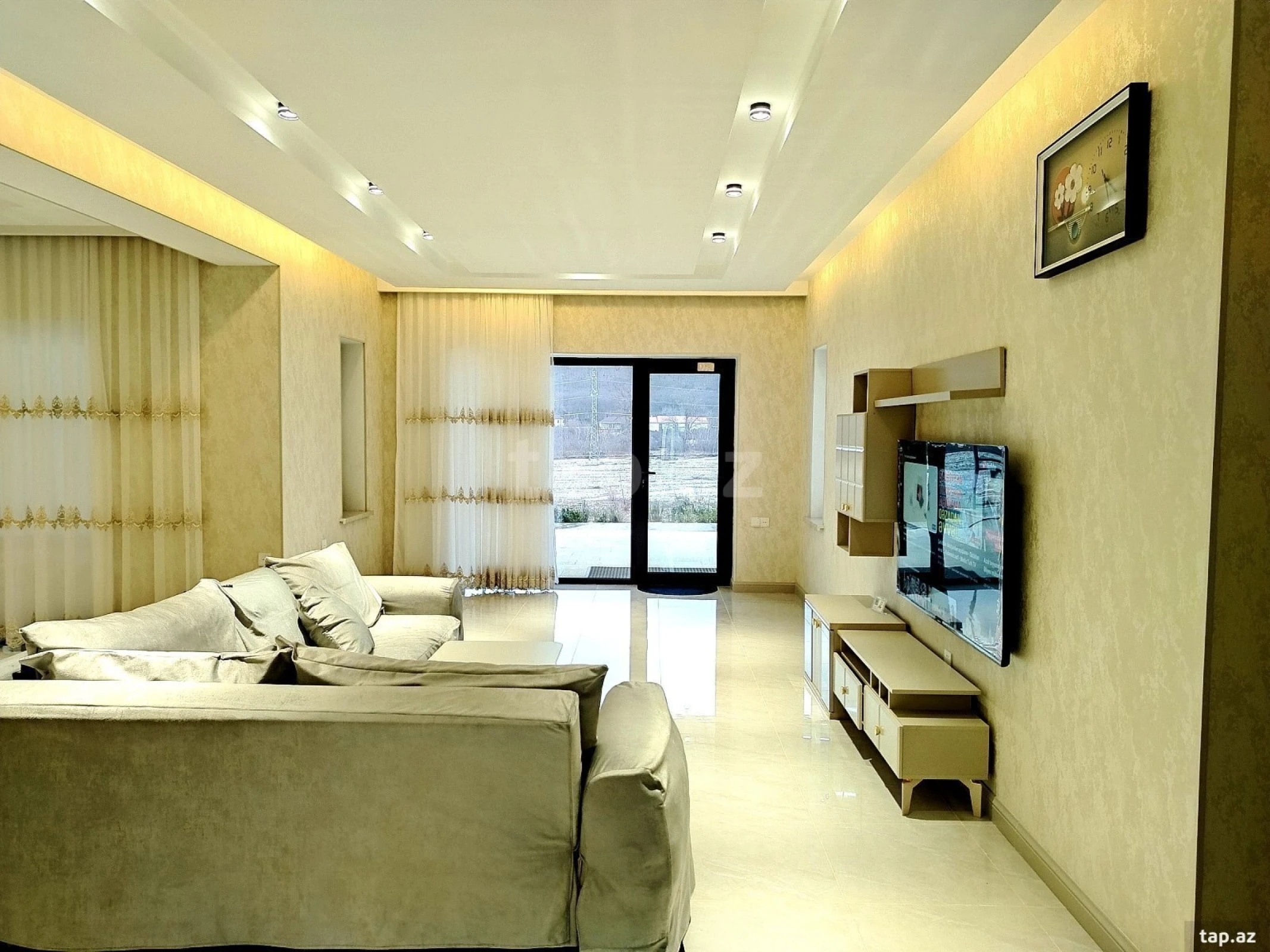 Kirayə verilir 3 otaqlı həyət evi 140 m²