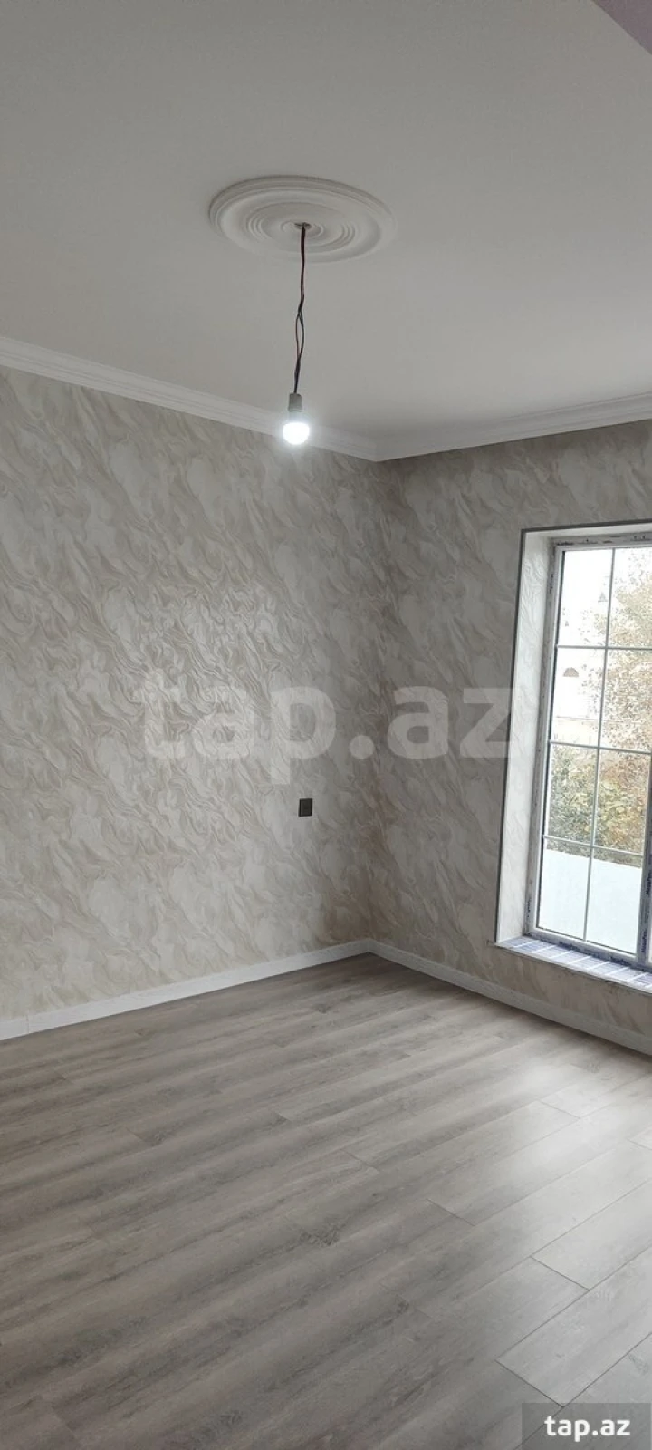 Satılır 5 otaqlı həyət evi