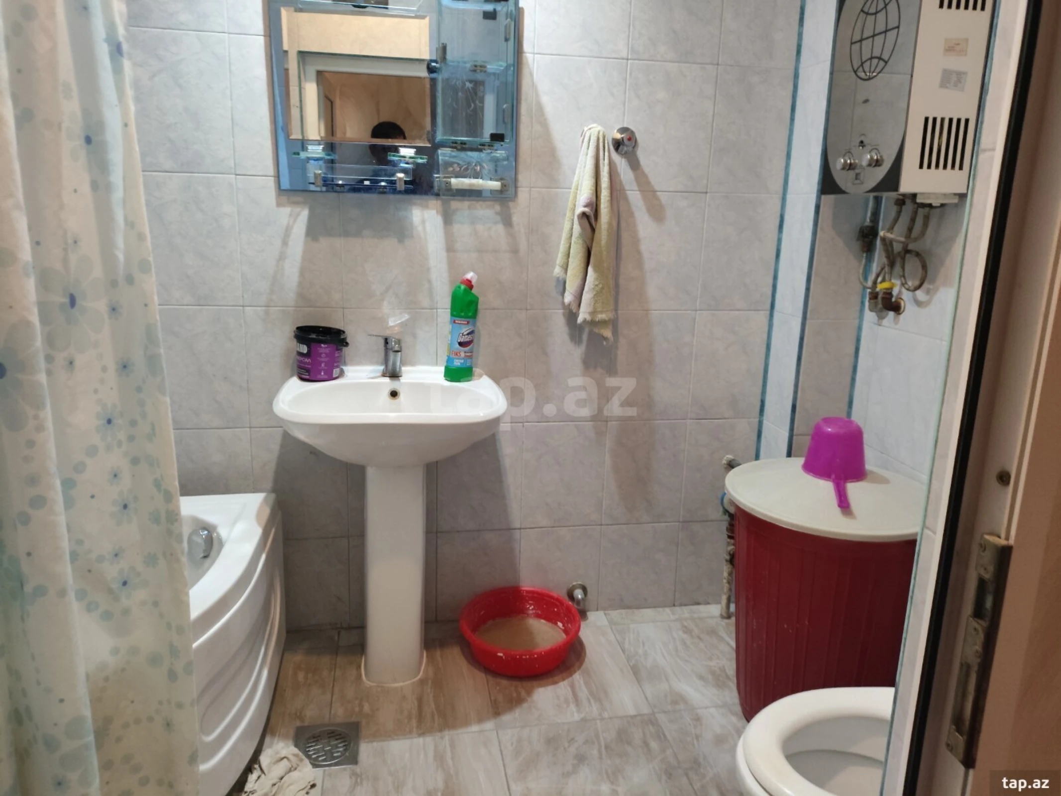 Kirayə verilir 2 otaqlı mənzil 45 m²