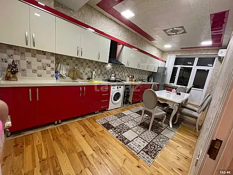 Kirayə verilir 6 otaqlı yeni tikili 240 m²