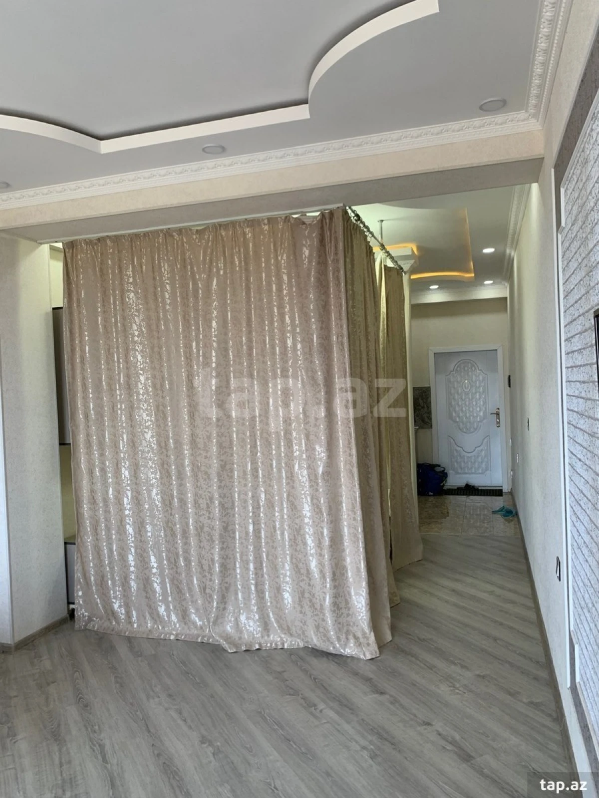 Kirayə verilir 1 otaqlı yeni tikili 40 m²
