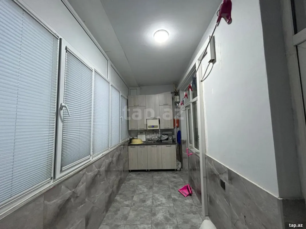 Satılır 3 otaqlı yeni tikili 135 m²