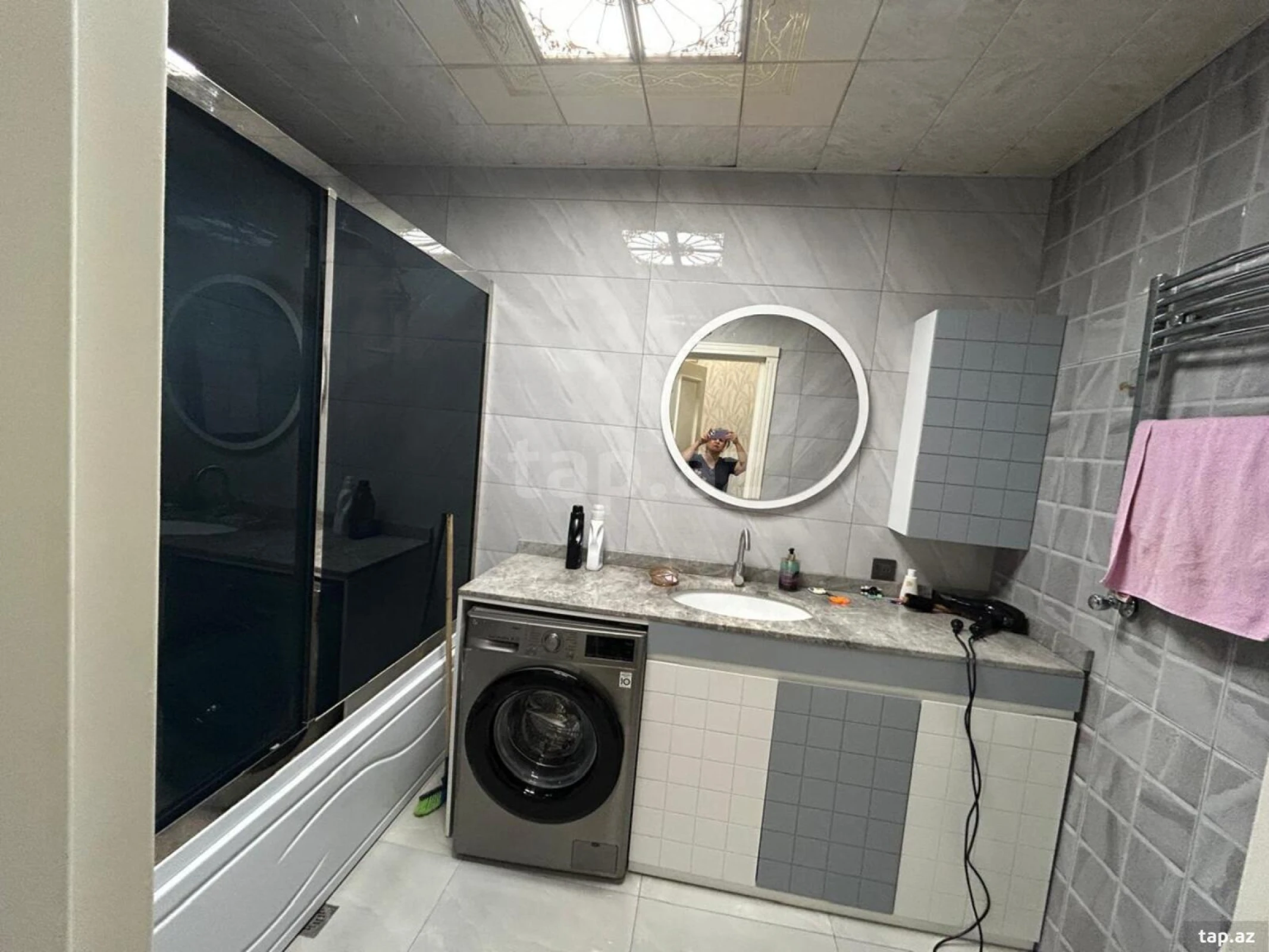 Satılır 3 otaqlı yeni tikili 135 m²