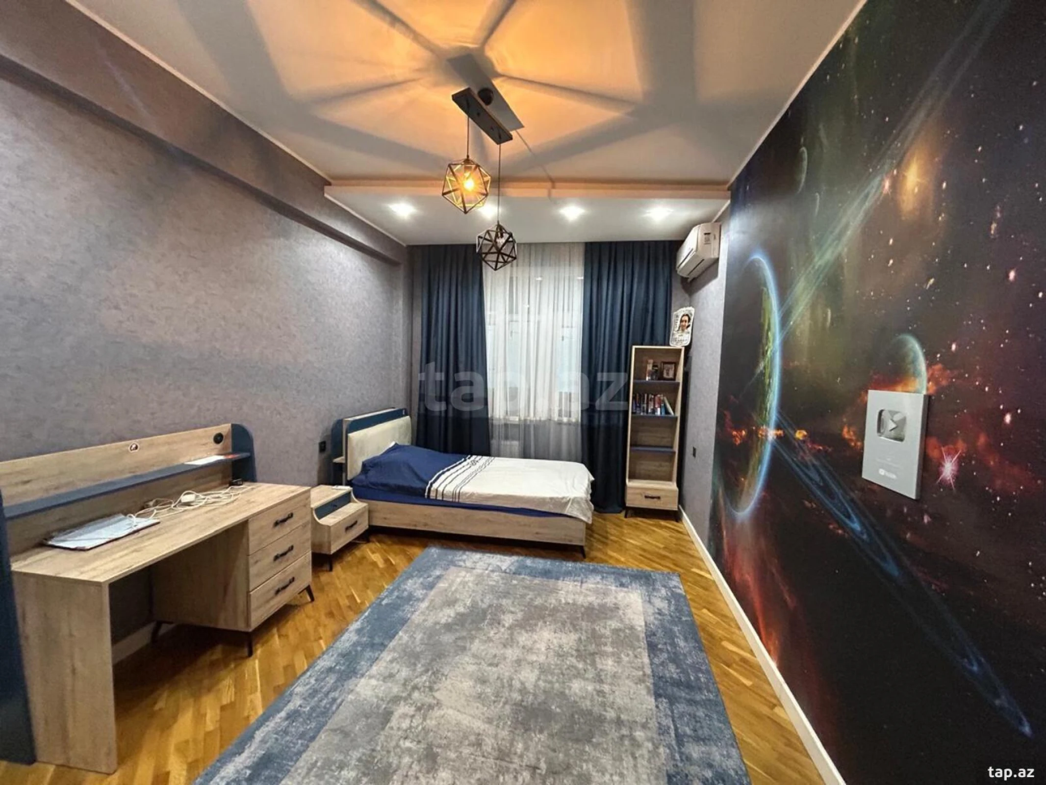 Satılır 3 otaqlı yeni tikili 135 m²