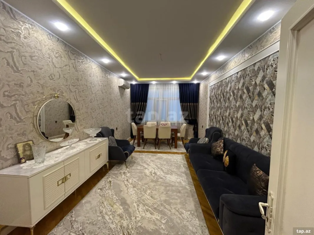 Satılır 3 otaqlı yeni tikili 135 m²