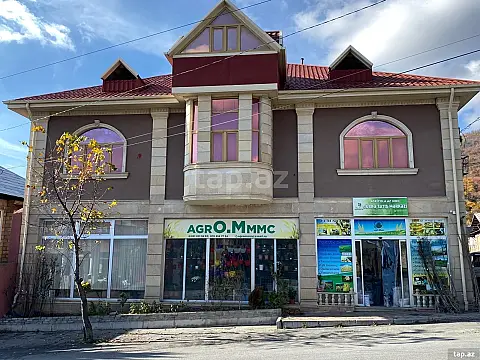 Satılır 6 otaqlı həyət evi