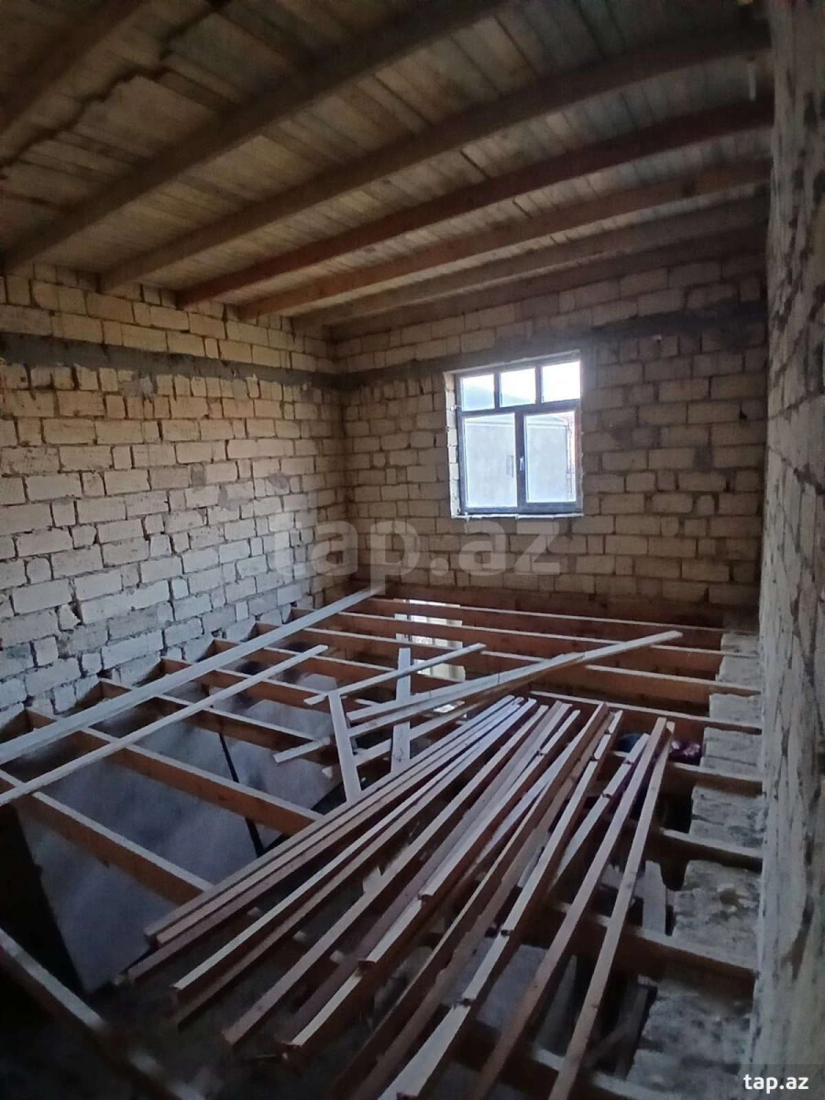 Satılır 3 otaqlı həyət evi 110 m²