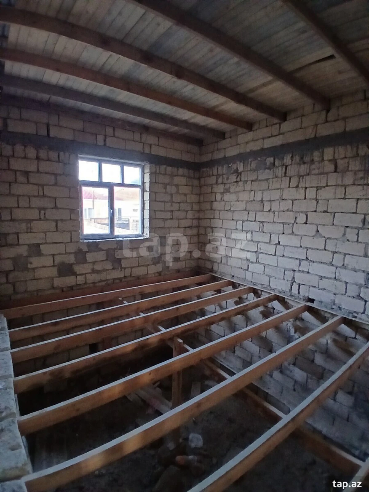 Satılır 3 otaqlı həyət evi 110 m²