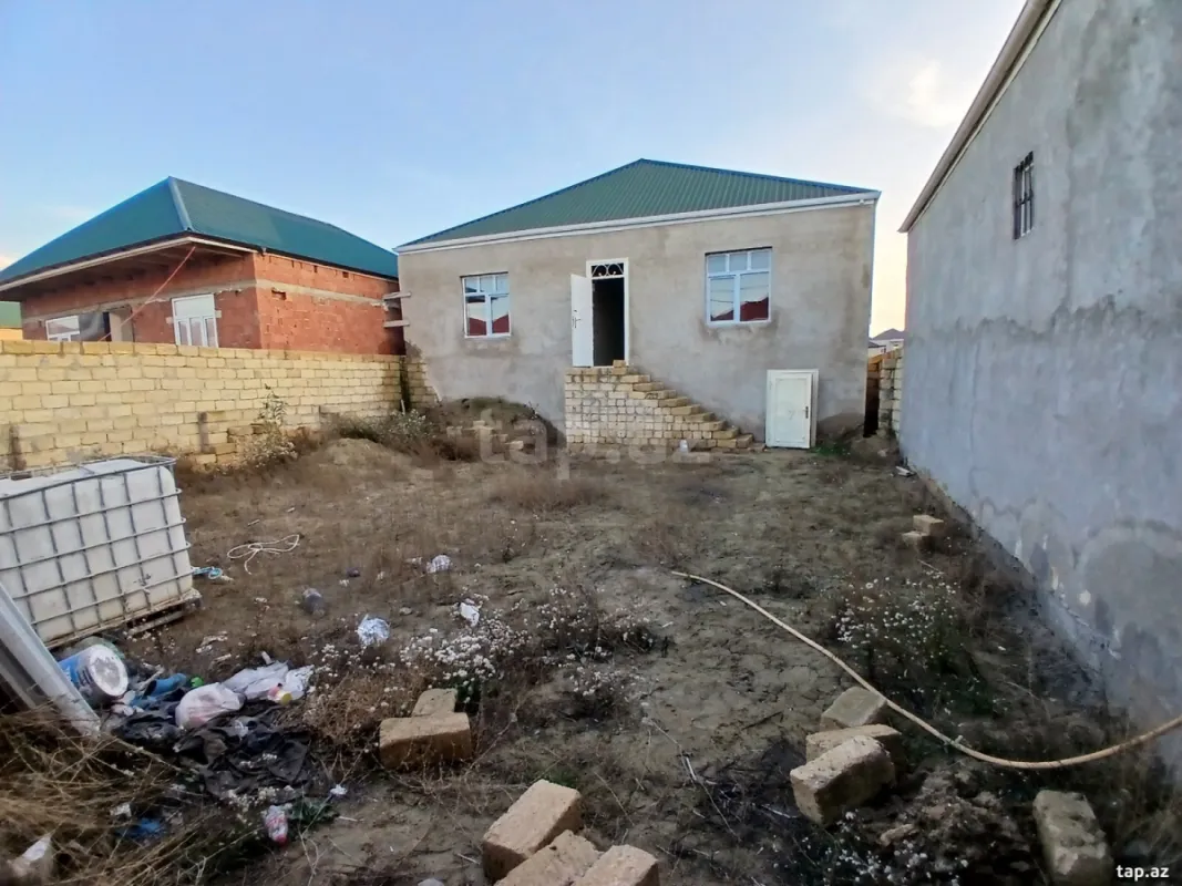 Satılır 3 otaqlı həyət evi 110 m²