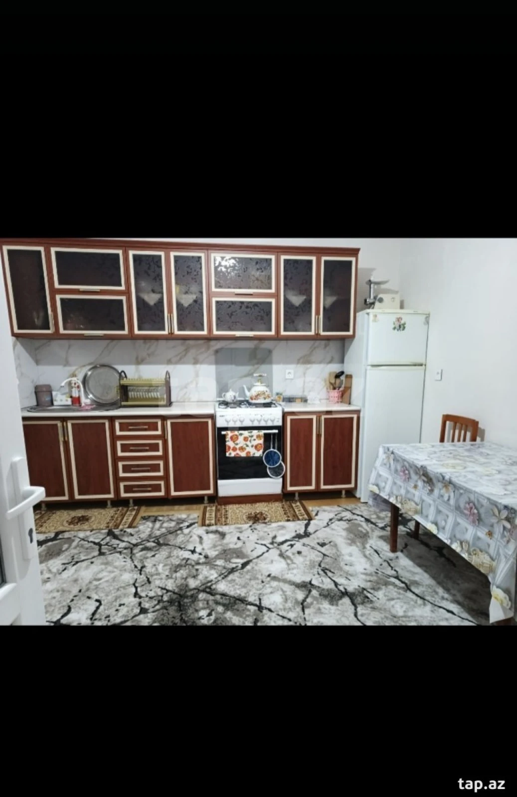 Kirayə verilir 5 otaqlı həyət evi