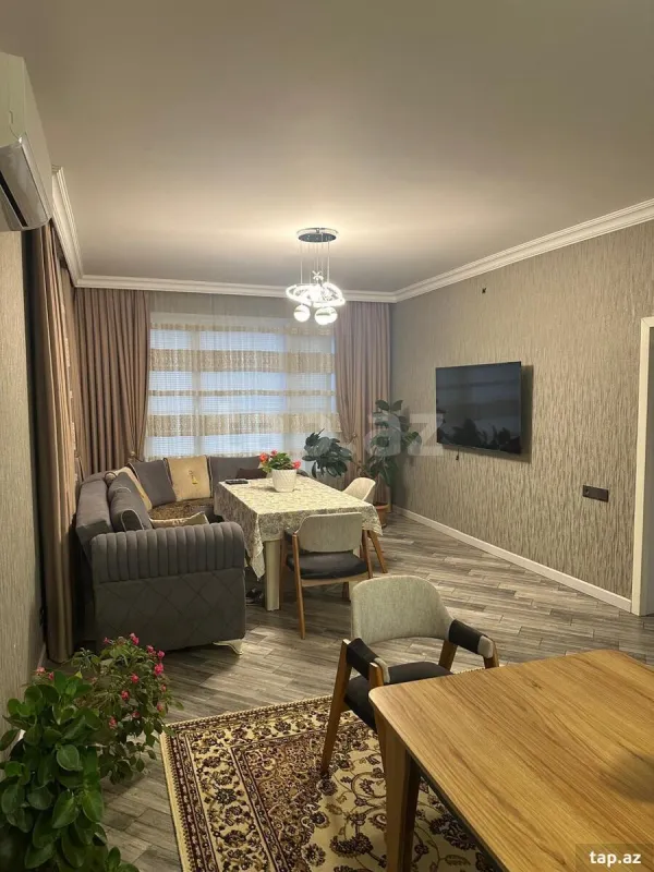 Kirayə verilir 5 otaqlı həyət evi 200 m²