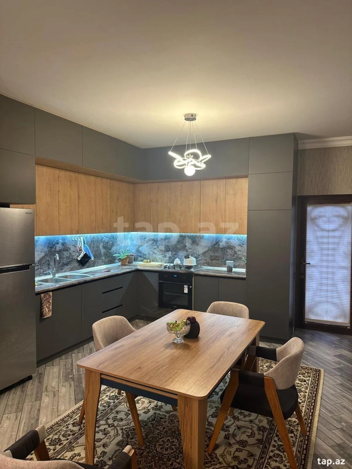 Kirayə verilir 5 otaqlı həyət evi 200 m²