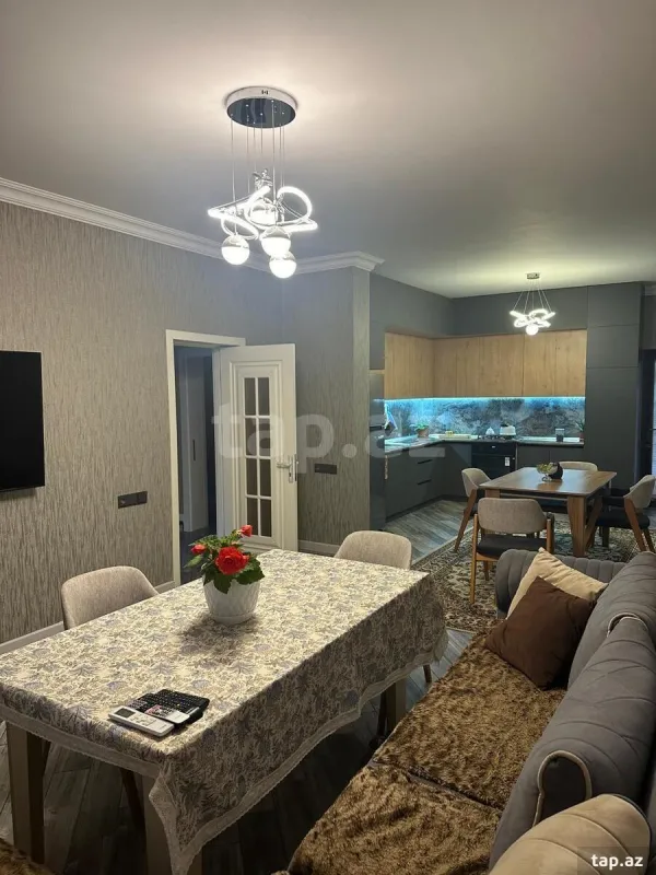 Kirayə verilir 5 otaqlı həyət evi 200 m²