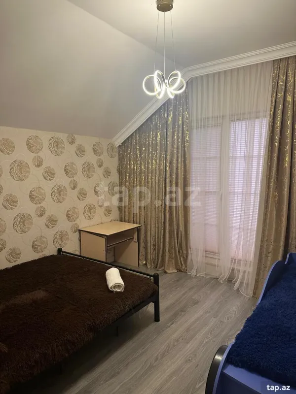 Kirayə verilir 5 otaqlı həyət evi 200 m²