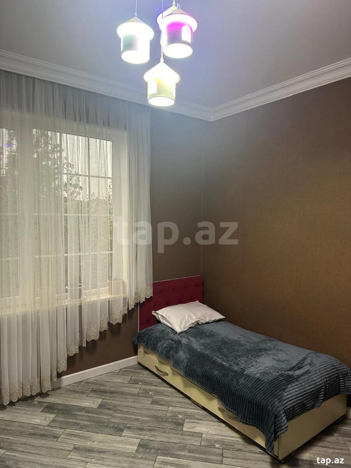 Kirayə verilir 5 otaqlı həyət evi 200 m²