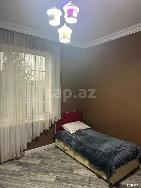 Kirayə verilir 5 otaqlı həyət evi 200 m²