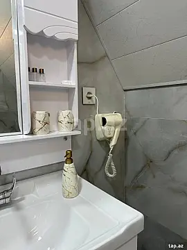 Kirayə verilir 3 otaqlı həyət evi 100 m²