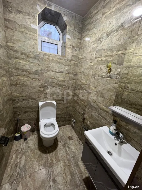 Kirayə verilir 4 otaqlı həyət evi 150 m²