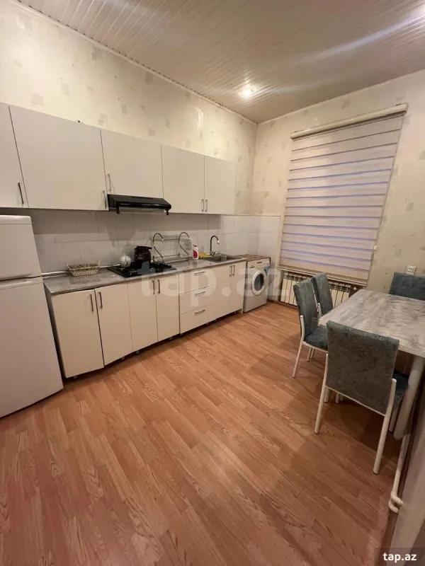 Kirayə verilir 4 otaqlı həyət evi 150 m²