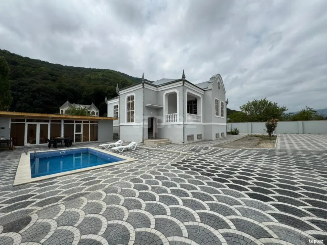 Kirayə verilir 4 otaqlı həyət evi 150 m²