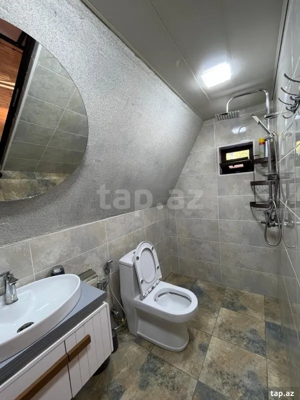 Kirayə verilir 2 otaqlı həyət evi