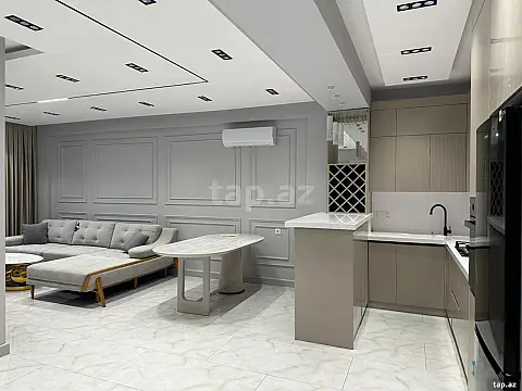 Kirayə verilir 3 otaqlı yeni tikili 115 m²