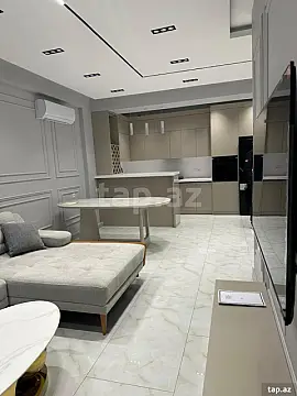 Kirayə verilir 3 otaqlı yeni tikili 115 m²