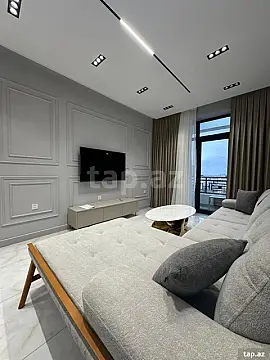 Kirayə verilir 3 otaqlı yeni tikili 115 m²