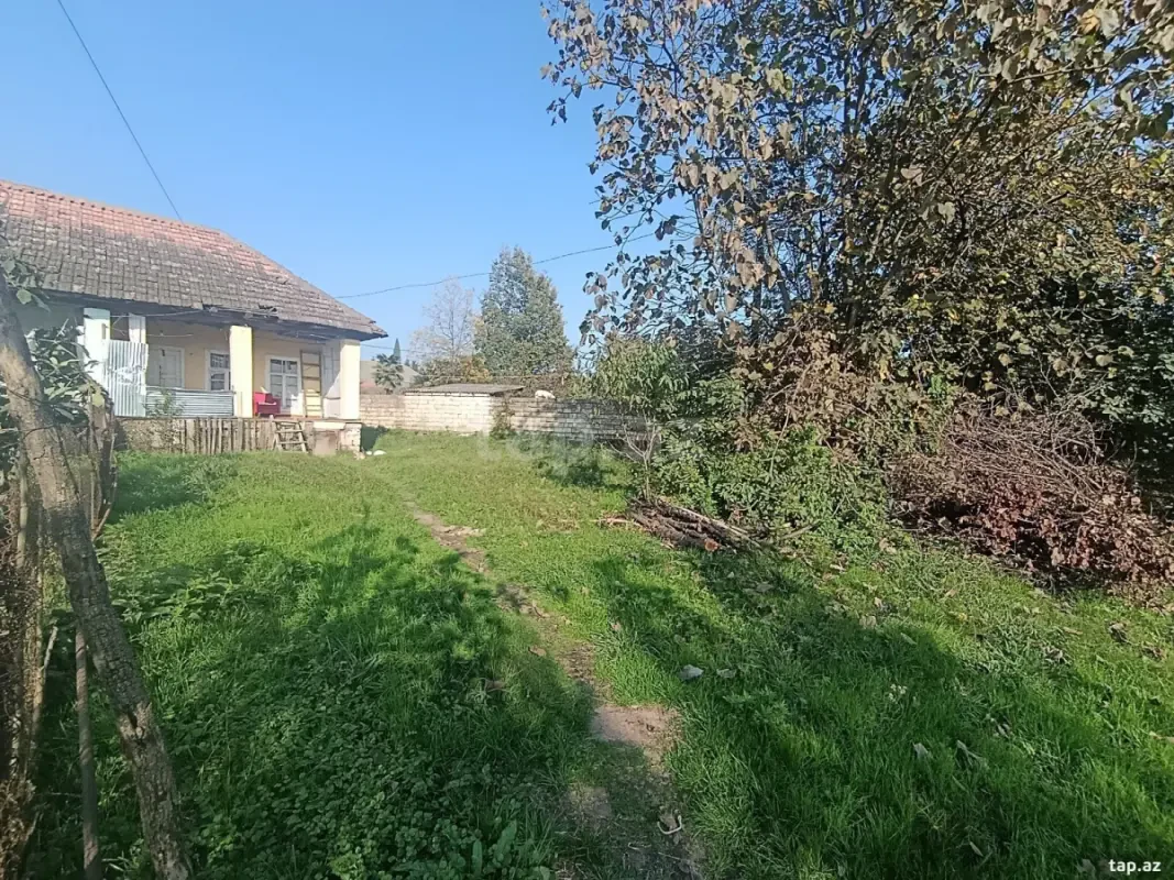 Satılır 1 otaqlı həyət evi 25 m²