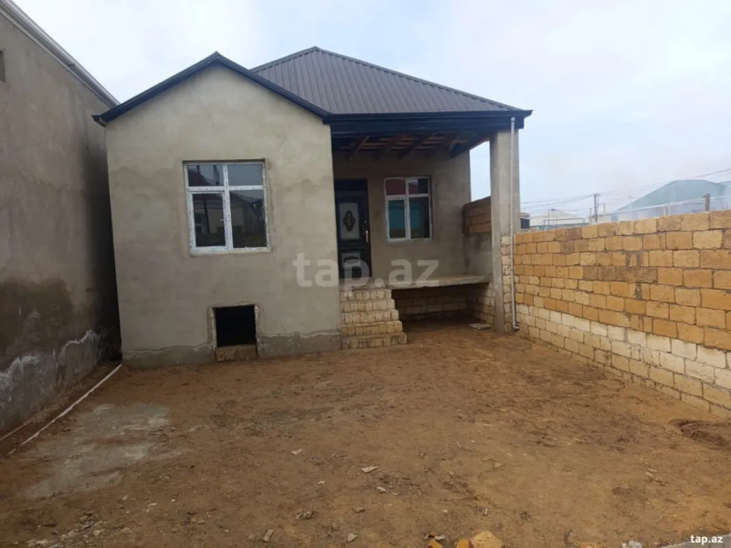 Satılır 3 otaqlı həyət evi