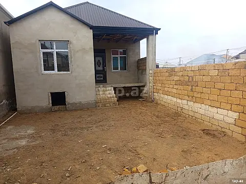 Satılır 3 otaqlı həyət evi