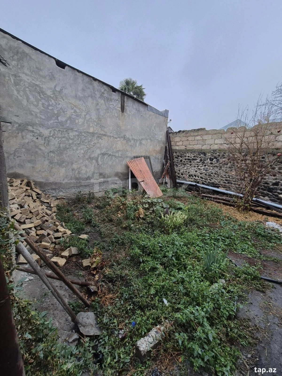 Satılır 2 otaqlı həyət evi