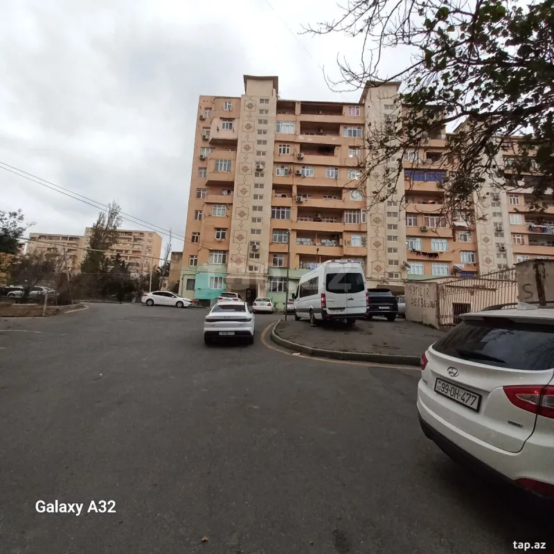 Satılır 1 otaqlı mənzil 40 m²