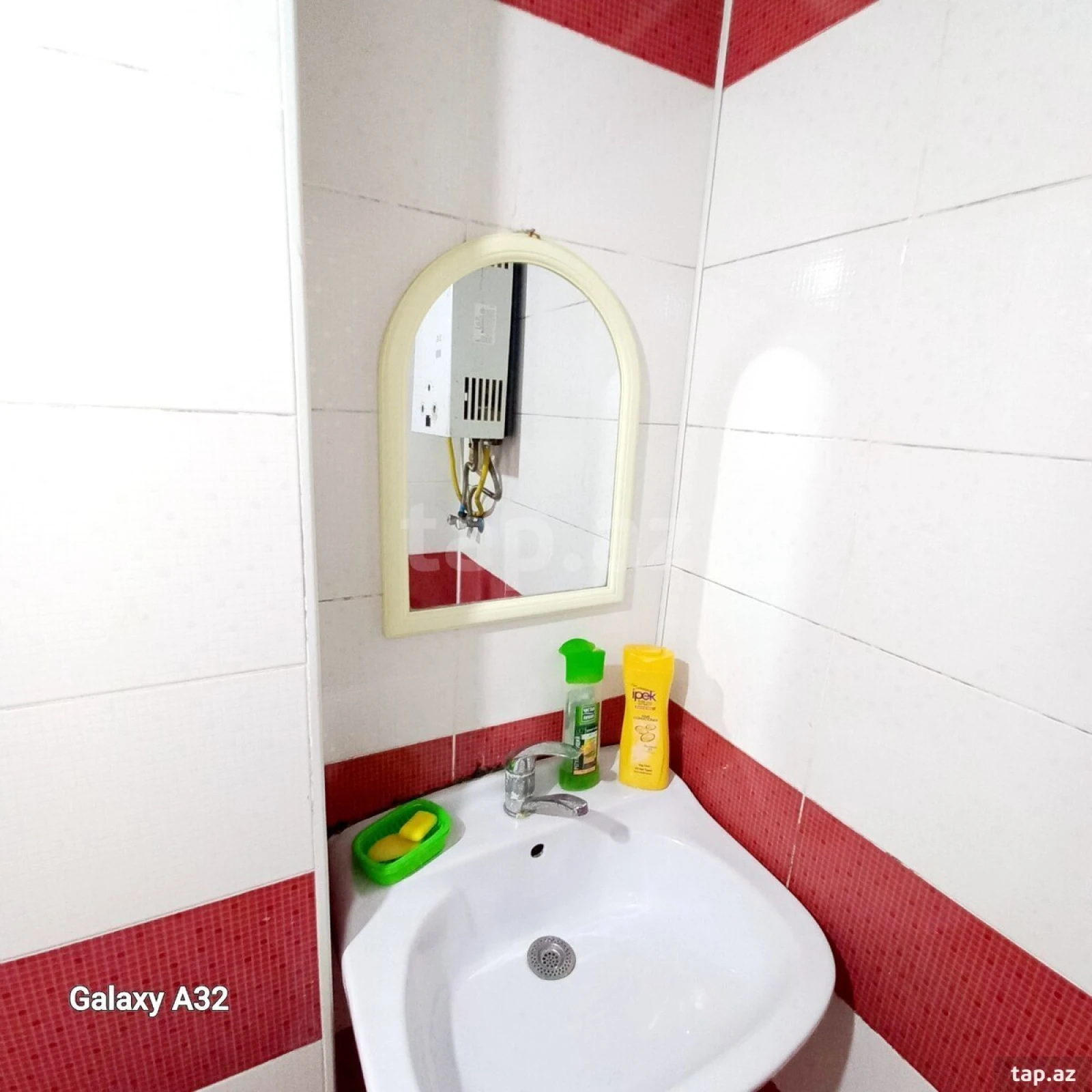 Satılır 1 otaqlı mənzil 40 m²