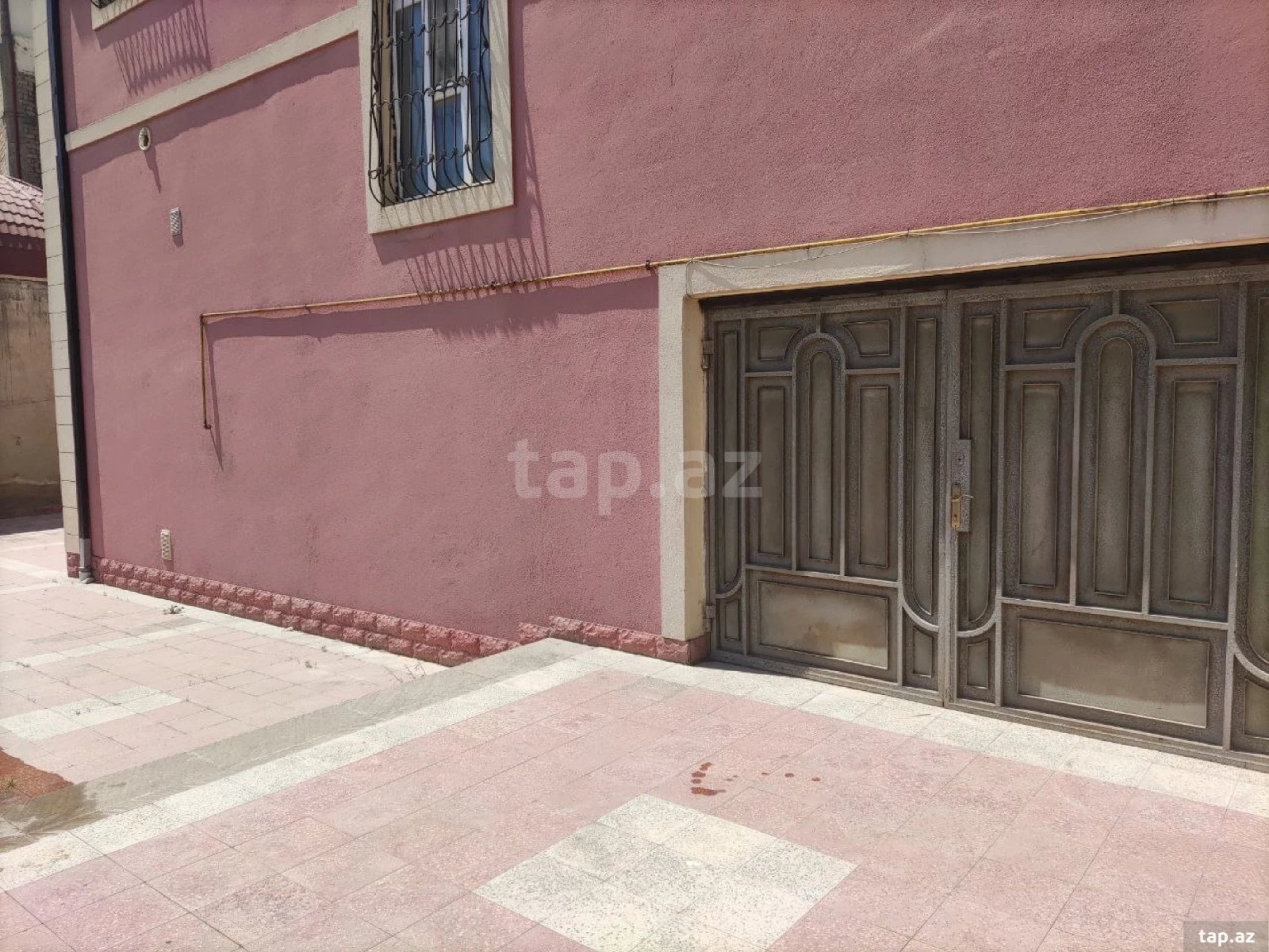 Satılır 5 otaqlı həyət evi