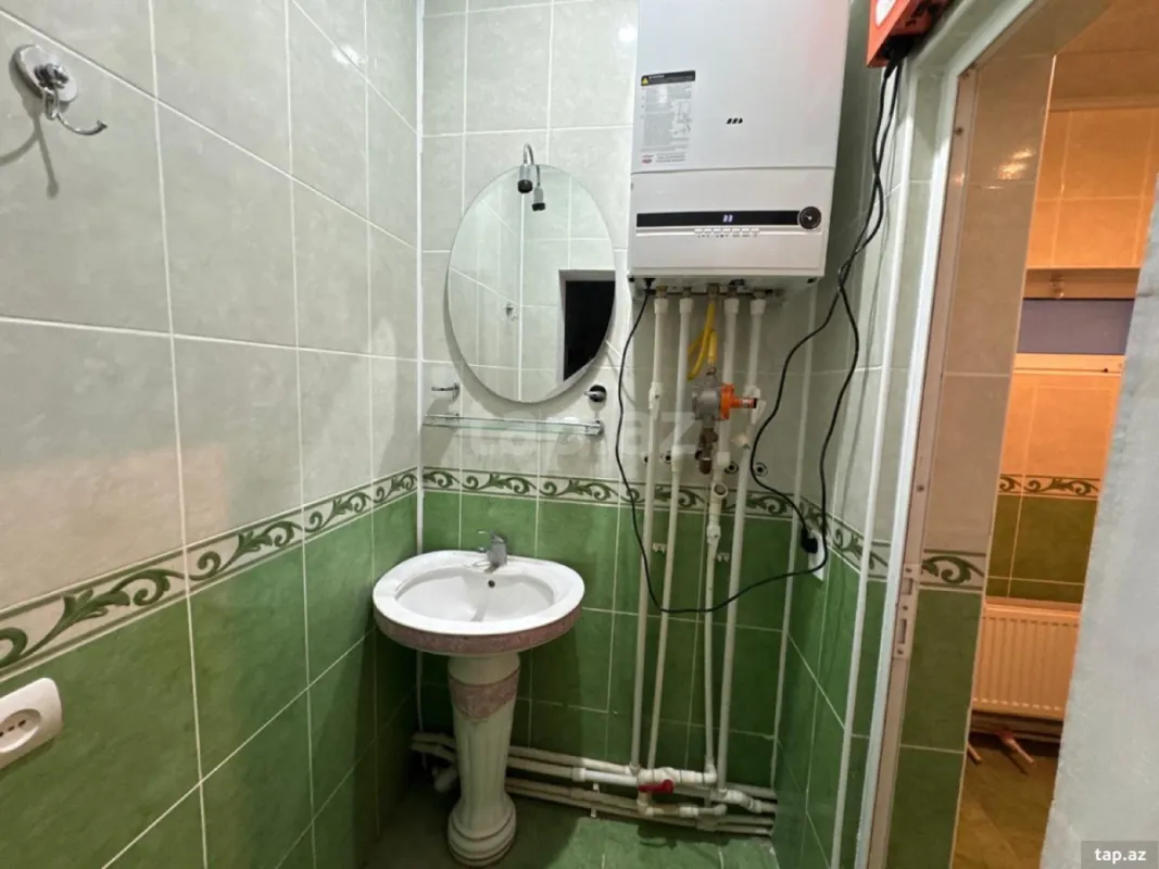 Satılır 2 otaqlı həyət evi 140 m²