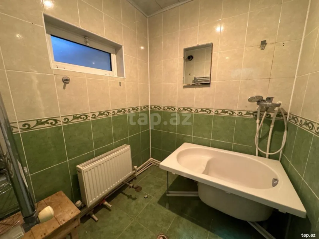 Satılır 2 otaqlı həyət evi 140 m²