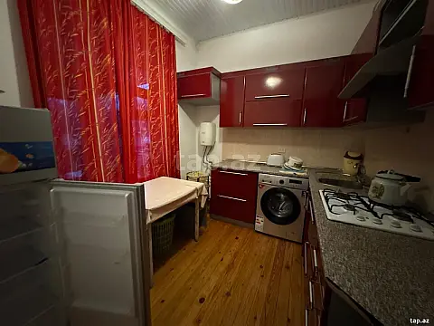 Satılır 2 otaqlı həyət evi 140 m²