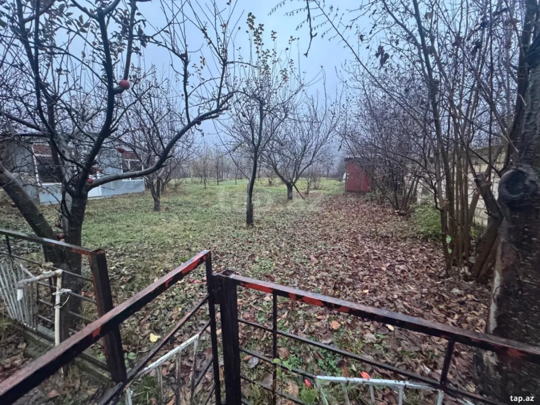 Satılır 2 otaqlı həyət evi 140 m²