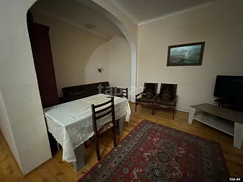 Satılır 2 otaqlı həyət evi 140 m²